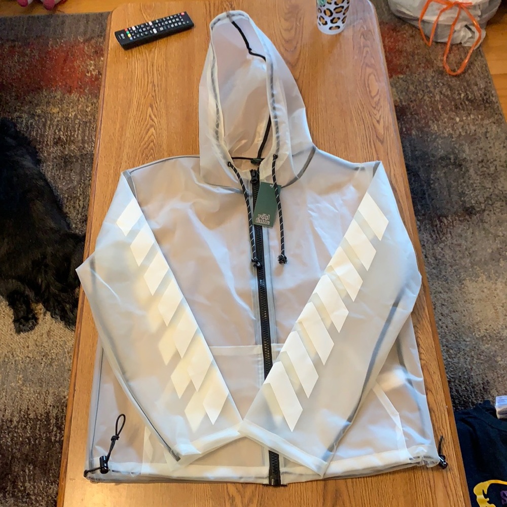 NWT RAIN JAKCET